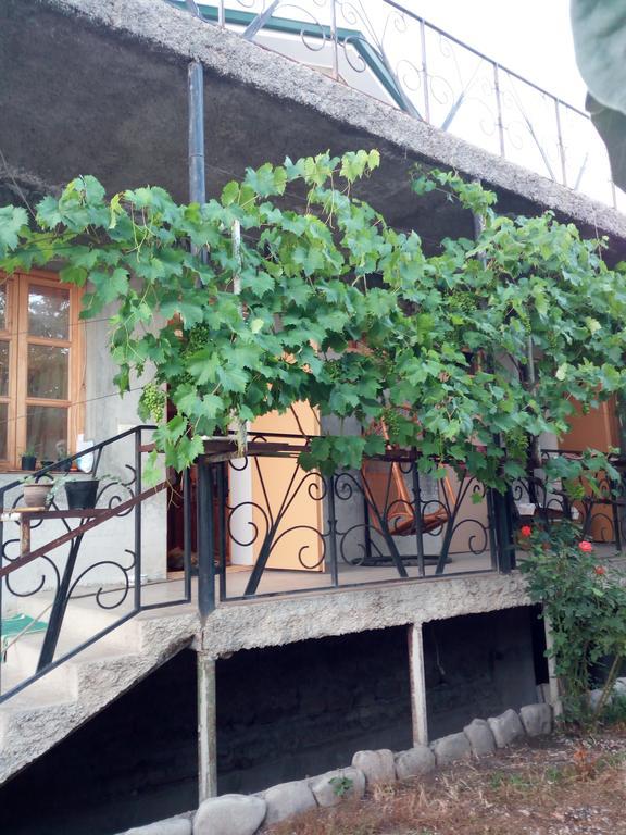Green House Kachret'i Luaran gambar